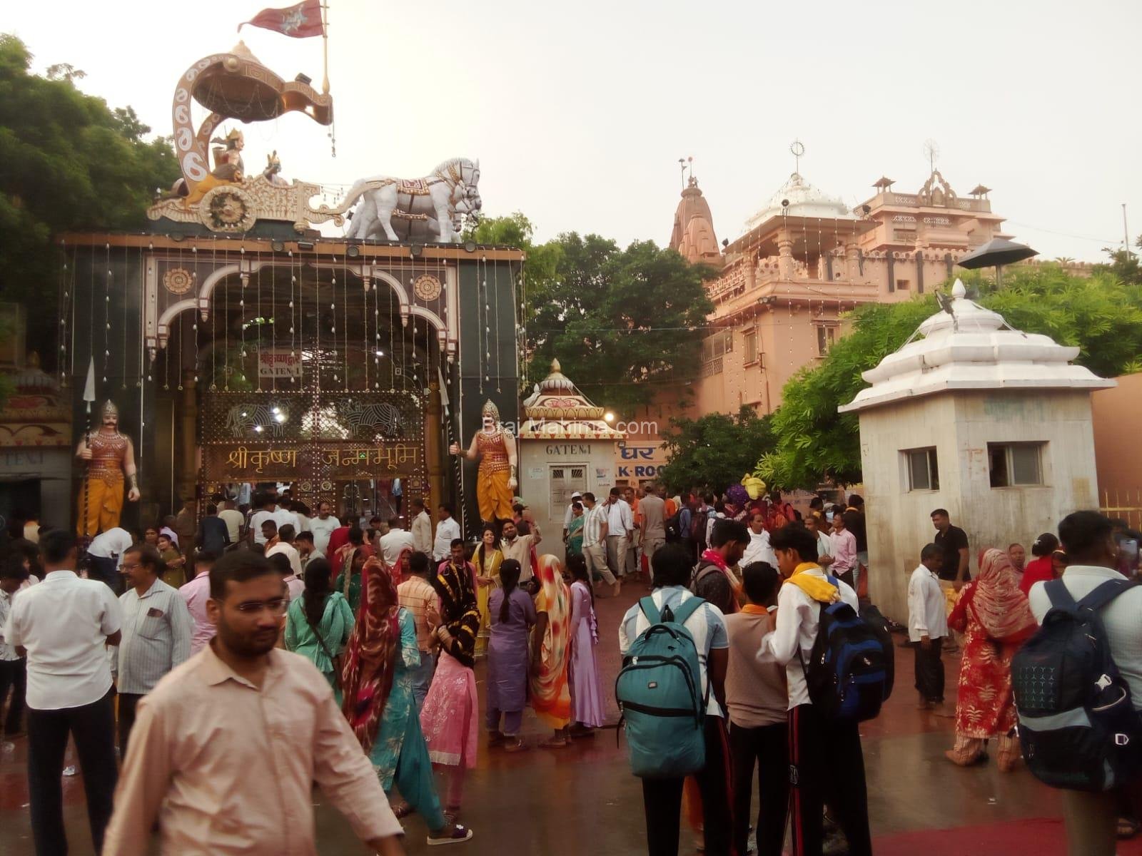 shri-krishna-janma-sthan-gate-number-one