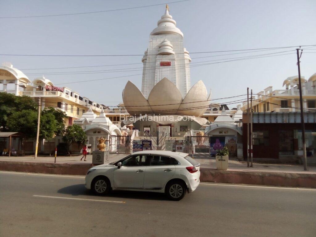 priyakantju-temple-vrindavan